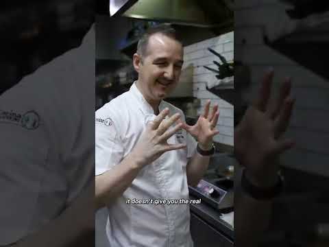 How To Prepare Aglio Olio (The Italian Way)