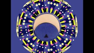 CIRCLE blue and nude