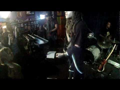 SkillinJah with Josh Heinrichs and DF Dub Allstars - Badman