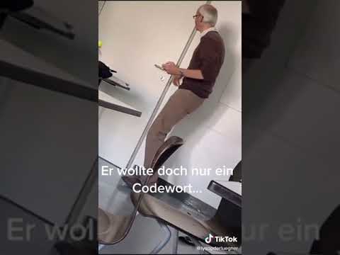 Lehrer rastet aus "Seid doch mal ruhig ihr Idioten"