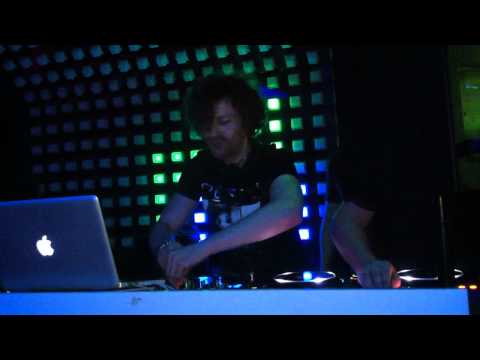 DJ GeloNivals in EGO  Club