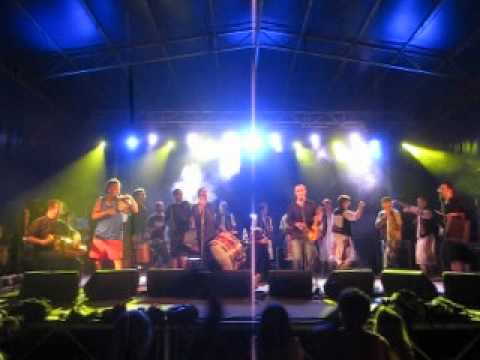 Fraile Cornudo with guests