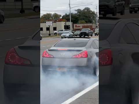 Infiniti G37 Burnout!