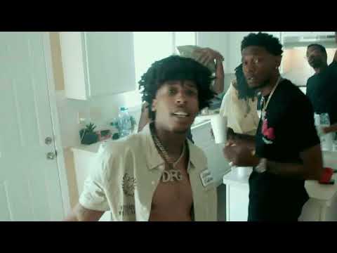 Dee Rogers - Fresh out (official Video)