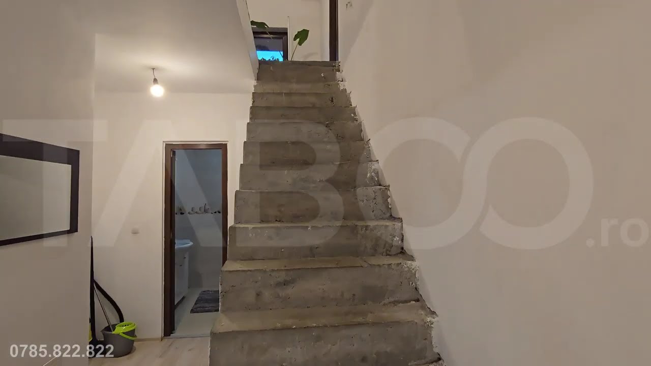 EXCLUSIVITATE- Casa singur in curte de vanzare pe strada Tractorului - Video