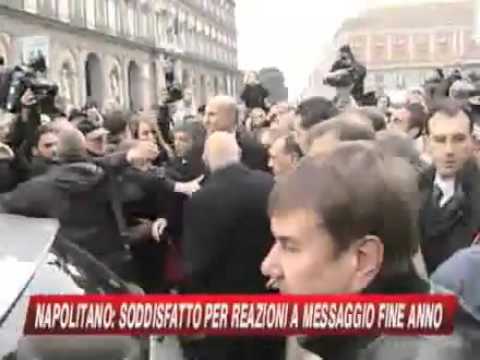 SKY TG 24   Un caffè in piazza per Napolitano HD U4VcqUQpNcU