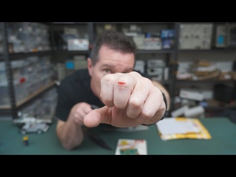 EEVblog #899 - Extreme Mailbag!