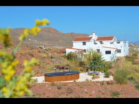 UNDER OFFER - Cortijo Sonrisa AH12915 - Beautiful country house for sale in Arboleas with a pool