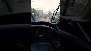 Download lagu Story WA bawa mobil Sedang hujan mp3