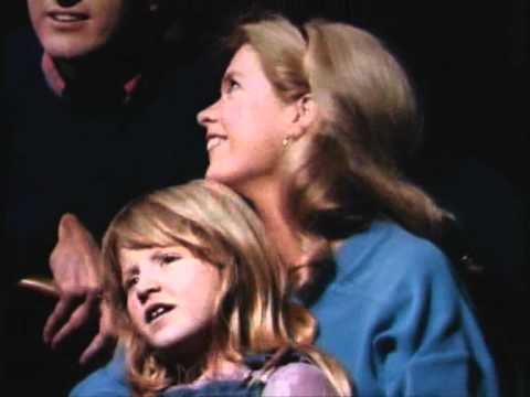 First ever Family Ties scene - S1E1 - Pilot