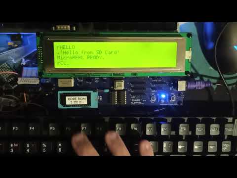 Playing Snake on my homebrew 6502 SBC
