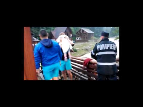 Salvare 30 de turiști din pensiuni - Suceava, 19 iunie 2016