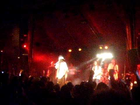 Broussaï - Le Cours De L'histoire feat Balik - Cabaret Sauvage Paris