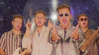 She Got (Everything) (v.f.)