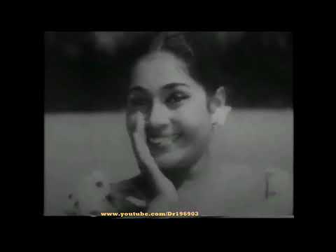 Maa Langa Hinahee මා ළඟ හිනැහී ඉන්නව නම් (මුල් ගීතය) - H R Jothipala Sujatha Perera (Original)