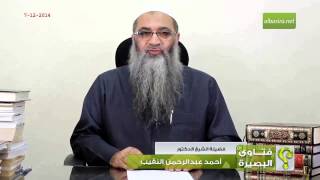 يوجد مسجد ممتلئ بالمصلين ولا يوجد مكان هل يجوز اختراق صفوف المصلين لإتمام الصف الأول؟ image