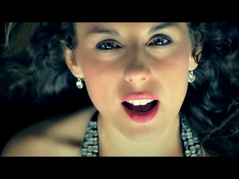 Leinender Feat Sophie Lou - Meet Me Away