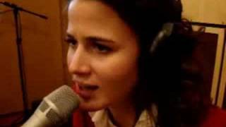 Ana Cañas | O homem da gravata florida