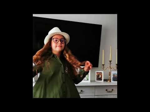 Emilija Rapalaitė  (11) - Slap That Bass