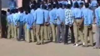preview picture of video 'dia de escuela en india'