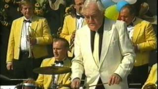 Orchester Fips Fleischer "Spiel mir eine alte Meldodie".mpg