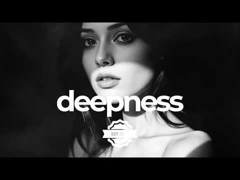 Kvinn, QRVZH - Elegance (Original Mix)