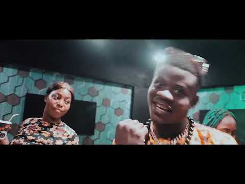 Chuster Bk- A mi Manera (Official Video)