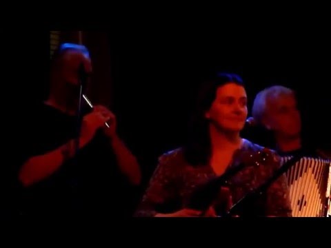 download lagu mp3 mp4 Alvefolket, download lagu Alvefolket gratis, unduh video klip Alvefolket