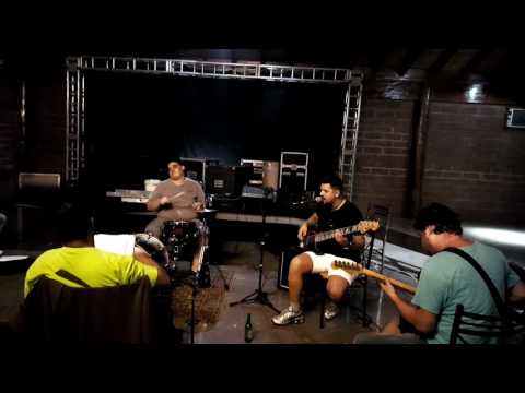 Pout-Purrit (Explosão | Olha a Onda | Dança da Mãozinha)