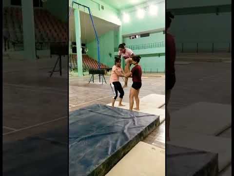 #gymnastics #acrobatic #trio #salto #virelshorts #yt #virelshorts #youtubeshorts