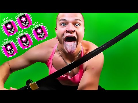 Jynxzi Tries Solo Q in Champion 💀