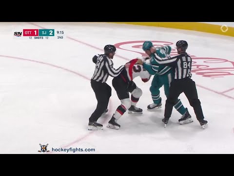 Hayden Hodgson vs Ryan Reaves Nov 22, 2025