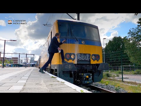 East-West Express: How to get a clear picture: Wooden train: Enschede - Schiphol - Hfdo DDZ 30/5/22