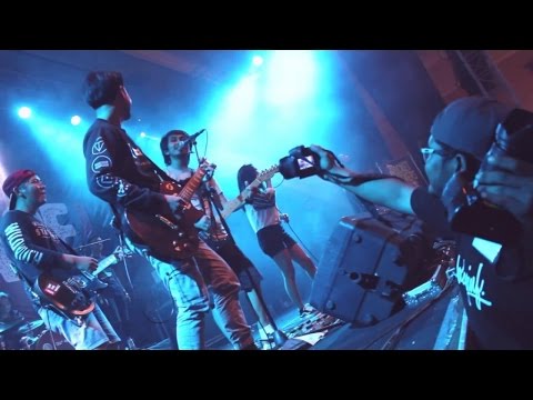 Rocket Rockers x Killing Me Inside ROAR TOUR Solo 2015