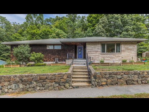 52 Maplewood Rd, Lynn MA - Colleen Toner - Tel: 617-438-7878