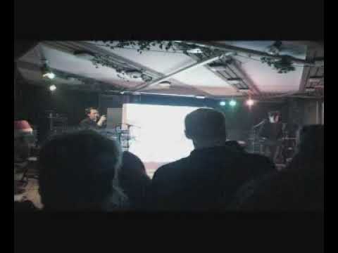 va - electrosmog im selbstversuch / 07 Human Puppets