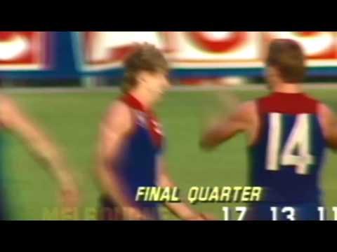 Rod Grinter slaps his team mate 1985 round 5