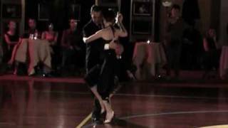 Esteban Moreno y Alessandra Rizzotti