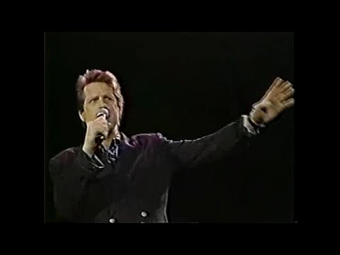Brian Wilson  - "Love & Mercy" - LIVE (1989).
