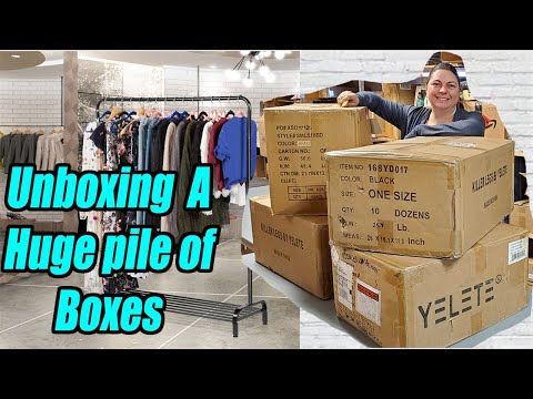 Unboxing New clothing - We have lots of plus sizes and they are all Heather Approved