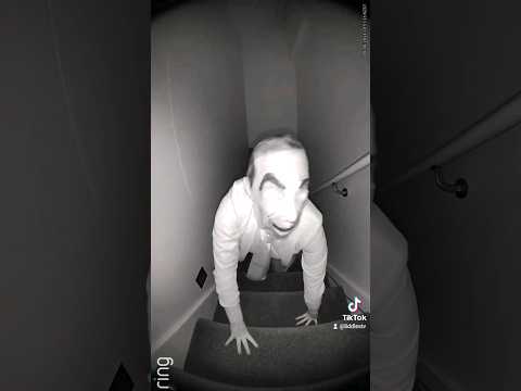 gotta make a move to a town that's right for me #mrbean #liddles