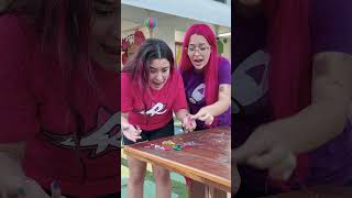 QUEBRAMOS OS GLOSS DAS MENINAS ...