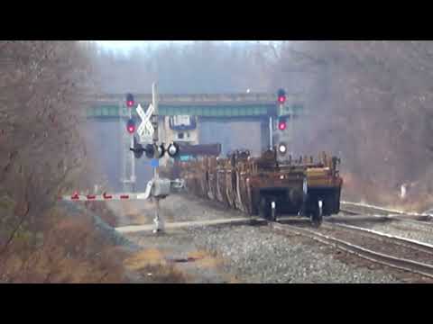 Cool CSX Train Chasing CSX Trash Train! Very Cool Surprise Train!  Big Fast UP Train! + More Trains!