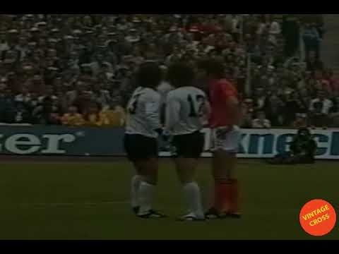 Gerd Muller vs Holland - 1974 WC Final
