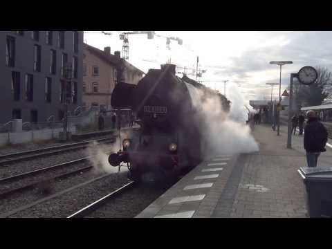 Dampflok 52 8168 & 41 1150  am 15.12.13  am Bahnhof in München Moosach