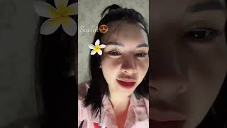 Download lagu 'MAIN' dengan Ojol‼️Tante cantik ini buka Cd dan 'main' depan kamera saat live #livebukacd #barbar  mp3