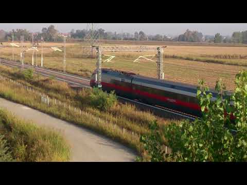 Frecciarossa 9602 Napoli C le   Milano C le in transito a San Zenone al Lambro (MI)