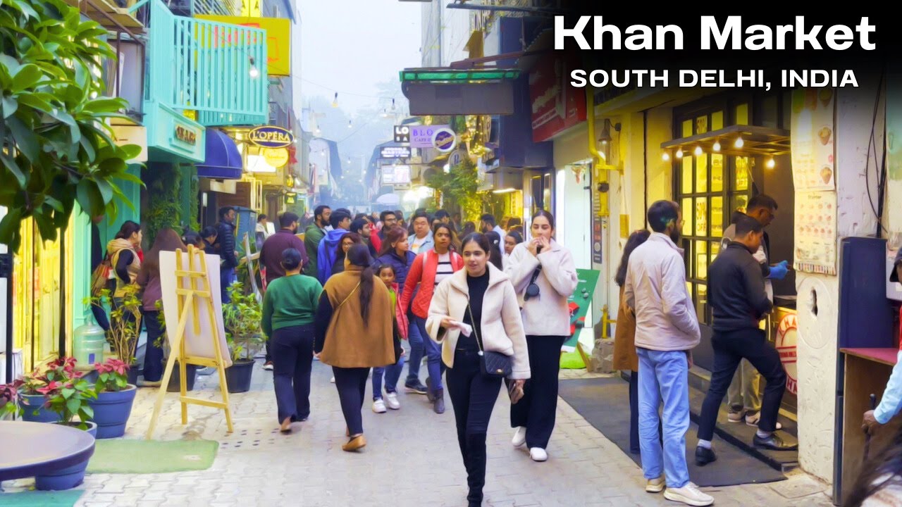 Immersive street-level walking tour through Delhi (Market 28), India, showcasing authentic urban landscapes, local architecture, and the vibrant atmosphere of the city's neighborhoods