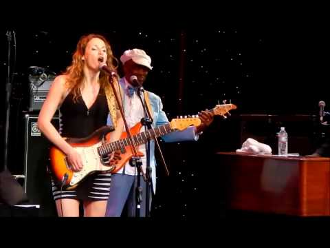 Ana Popovic with Mo' Better Love