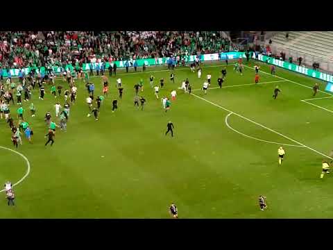 séance de tir au but entre L'ASSE et A.J AUXERRE et envahissement du terrain